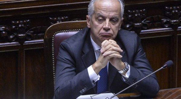 Piantedosi “Sulla lotta alla mafia Italia vanta strumenti d’avanguardia”