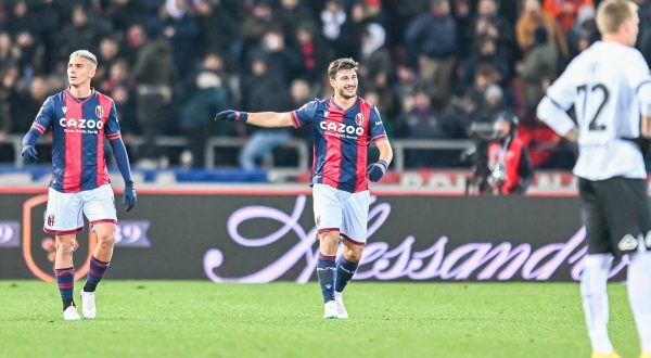 Posch e Orsolini, il Bologna batte 2-0 lo Spezia