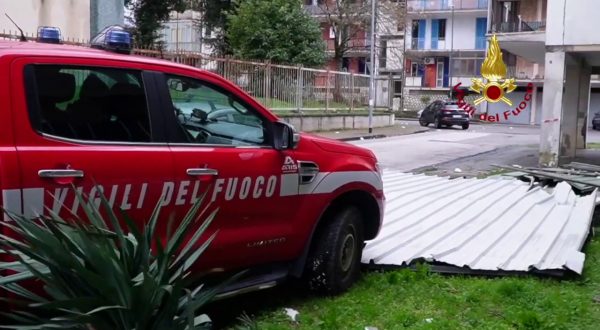 Maltempo, 700 interventi dei vigili del fuoco in Campania e Lazio