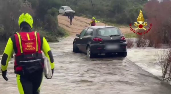 Trovato un cadavere in un fiume nel sassarese