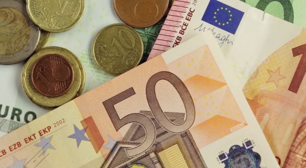 Nel 2022 debito pubblico in crescita a 2.762 mld