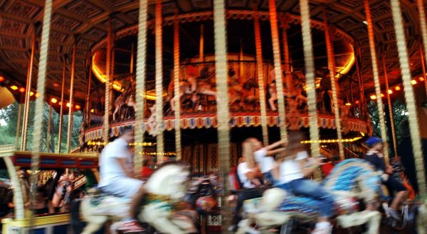 Il Tar blocca sgombero delle giostre dal Giardino Inglese di Palermo