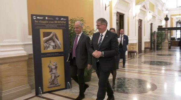 Il ministro dell’Interno Piantedosi incontra il suo omologo sloveno
