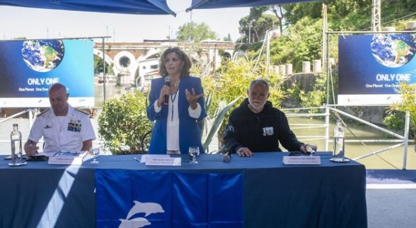 Crisi climatica, al via campagna Marevivo a bordo della nave Palinuro