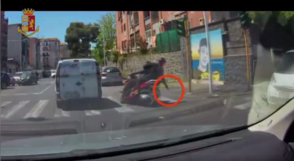 Tentato omicidio e ricettazione, due arresti a Catania