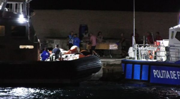 Due naufragi al largo di Lampedusa, oltre 30 migranti dispersi. Morti un bambino e una donna