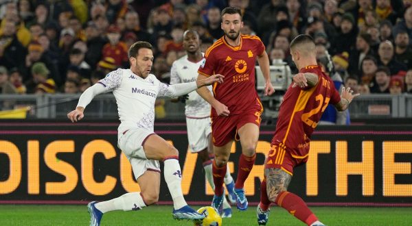 Roma-Fiorentina 1-1, Martinez Quarta risponde a Lukaku