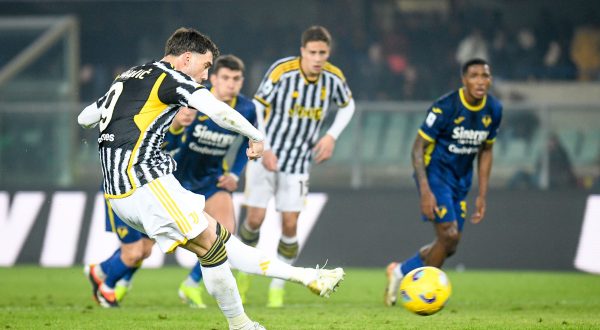 La Juventus rimonta due volte ma non vince, 2-2 a Verona
