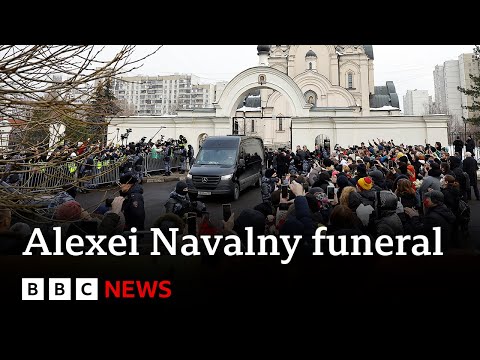 Alexei Navalny’s funeral begins in Moscow | BBC News