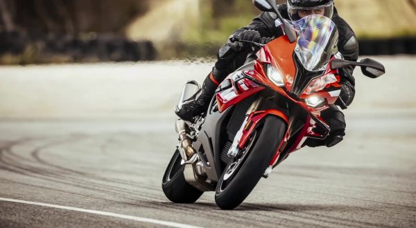 Da Michelin tre nuovi pneumatici per le moto