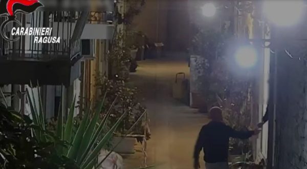 Spaccio di droga nel centro storico di Ragusa, blitz dei Carabinieri