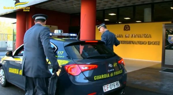 Sequestro di criptovalute per 63 milioni, 21 denunce e un fermo