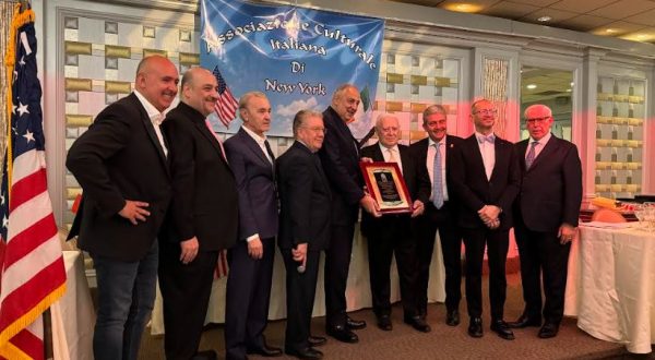 I siculo-americani di New York festeggiano la Santuzza e il sindaco Lagalla