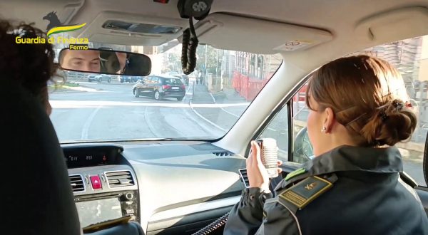 Falsifica due testamenti per intascare eredità, denunciato