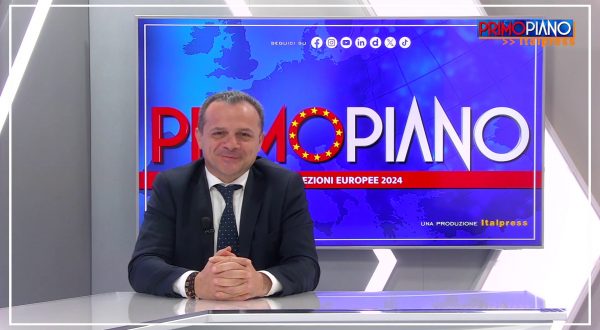 Cateno De Luca “Lanciamo la sfida a un’Europa liberticida”