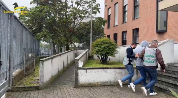 Milano, crediti fiscali inesistenti. Sequestrati 300mila euro