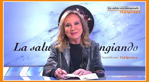 La Salute Vien Mangiando – Denti bianchi? Ecco i cibi da evitare