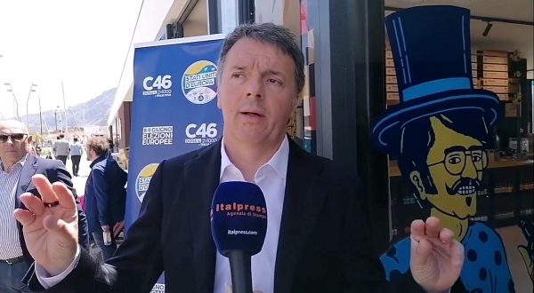 Immigrazione, Renzi “Nel 2023 in Italia era a livelli record del 2015”