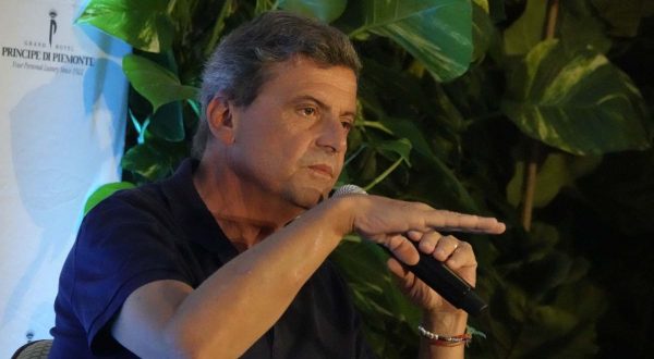 Europee, Calenda “Solo Azione e Forza Italia hanno presentato programma”