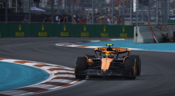 Norris vince il Gp di Miami davanti a Verstappen e Leclerc