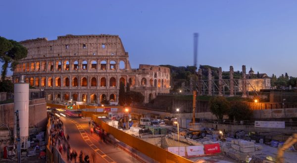 Metro C Roma, sindaco New York visita stazione Colosseo-Fori Imperiali