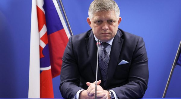 Attentato al premier slovacco Robert Fico, è in pericolo di vita