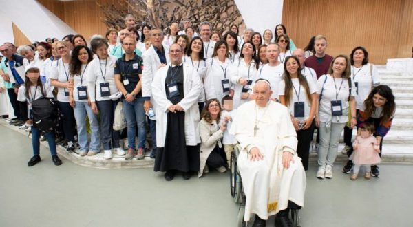 Operatori dell’Ospedale di Petralia Sottana ricevuti da Papa Francesco