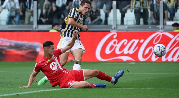 La Juve chiude con una vittoria, battuto il Monza 2-0