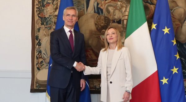 Meloni riceve Stoltenberg a Palazzo Chigi