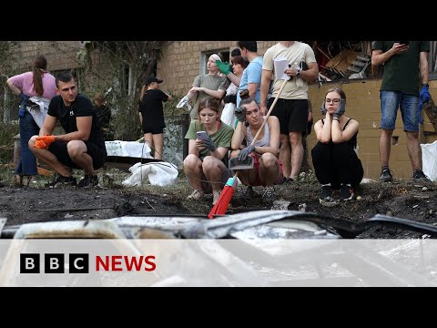 Ukraine observes day of mourning after deadly Russian missile strikes | BBC News