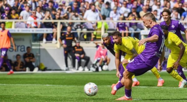 Gudmundsson ribalta la Lazio, prima vittoria per la Fiorentina