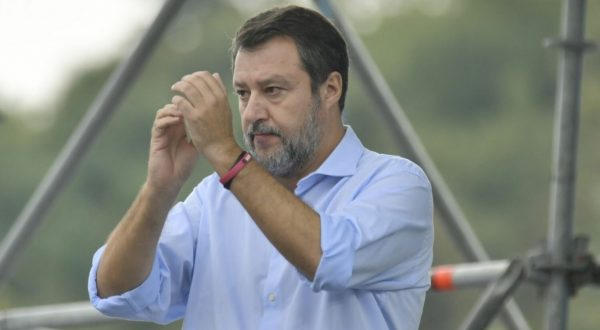 Salvini “L’Autonomia è legge, indietro non si torna”