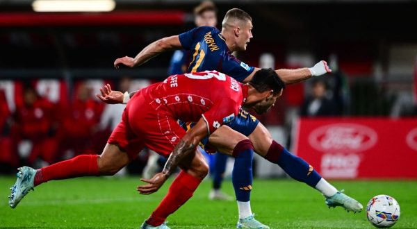 Monza-Roma finisce 1-1, a Dovbyk risponde Dany Mota