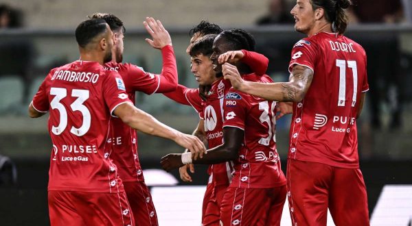 Prima vittoria del Monza, Verona al tappeto per 3-0