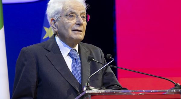 Mattarella “Non ci sono più parole per la poca sicurezza sul lavoro”