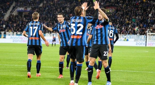 Lookman e Retegui show, Atalanta travolge Verona 6-1