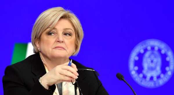 Lavoro, Calderone “Tutela della sicurezza priorità imprescindibile”