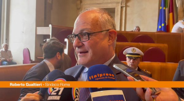 Francis Ford Coppola riceve la “Lupa Capitolina” in Campidoglio