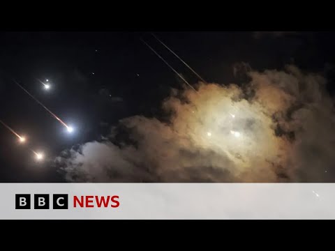 Iran launches barrage of missiles at Israel | BBC News