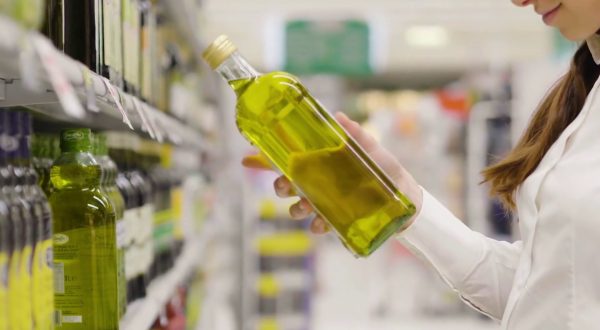 Olio extravergine, prezzi in continuo aumento