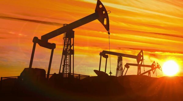 Energia, meno dipendenza dall’estero e più rinnovabili