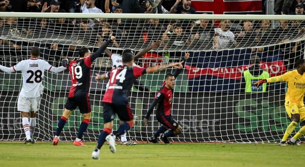 Grandi giocate ed eurogol, Cagliari-Milan 3-3
