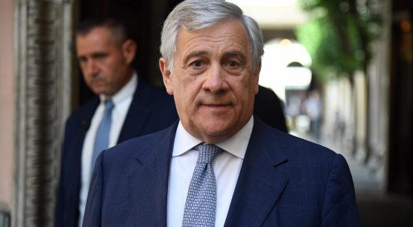 Tajani “Questione dazi sarà al centro del mio viaggio negli Usa”
