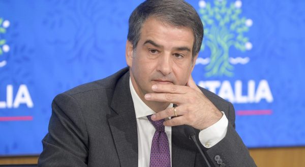 Ue, Fitto “Realizzare investimenti e riforme entro il 2026”