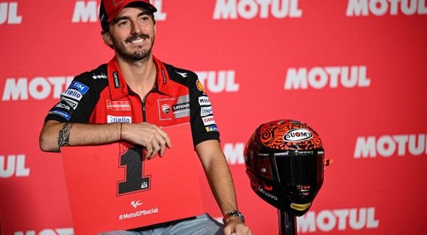 Bagnaia c’è: primo nella Practice a Barcellona, Martin quinto