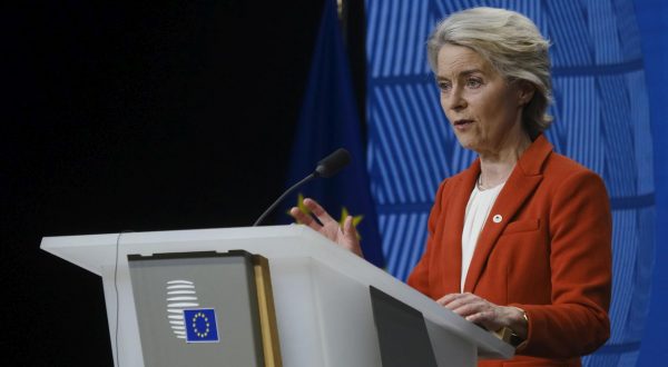 Dal Parlamento Europeo via libera a Commissione Von der Leyen