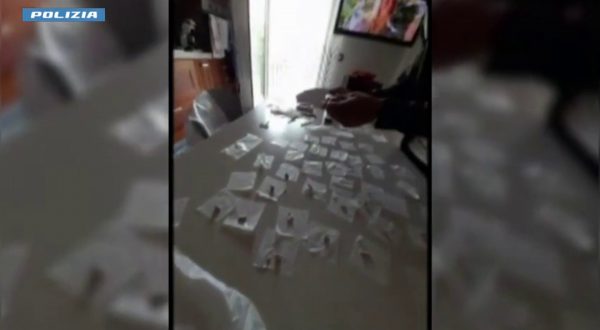 Traffico di droga e armi, blitz a Crotone con 46 misure cautelari