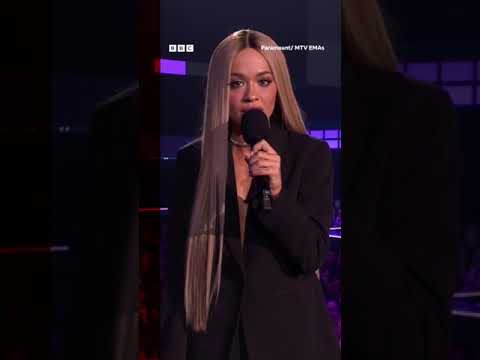 Rita Ora’s tearful tribute to Liam Payne. #LiamPayne #MTVAwards #BBCNews