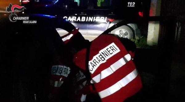 Arrestati due scafisti per uno sbarco di migranti nel reggino