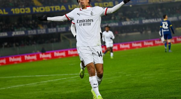 Il Milan passa al Bentegodi, Reijnders condanna il Verona